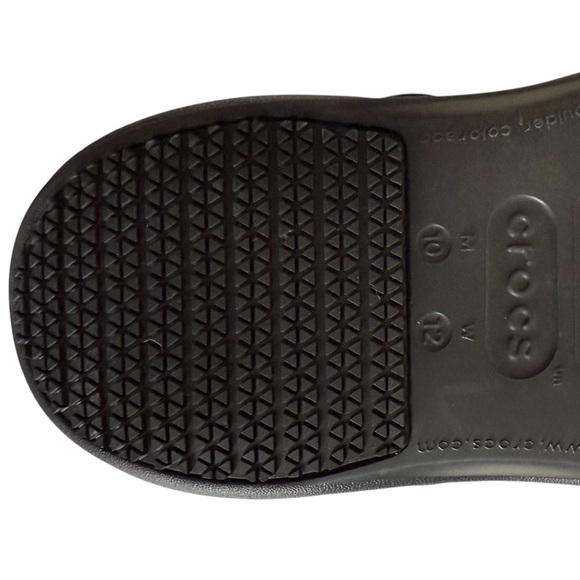 Crocs Bistro Black Unisex Clog - Picture 15 of 16